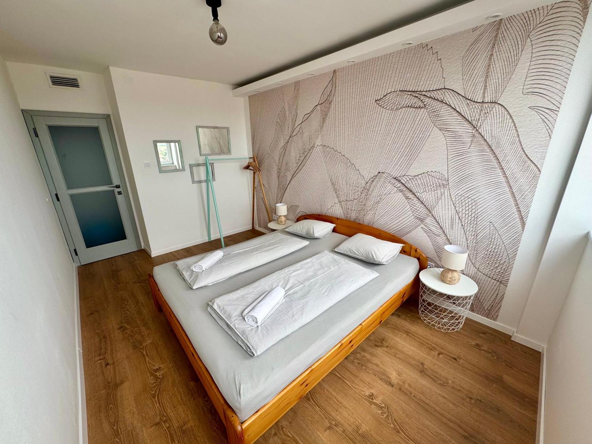 Panorama View Deluxe Apartment ヴェスプレーム エクステリア 写真