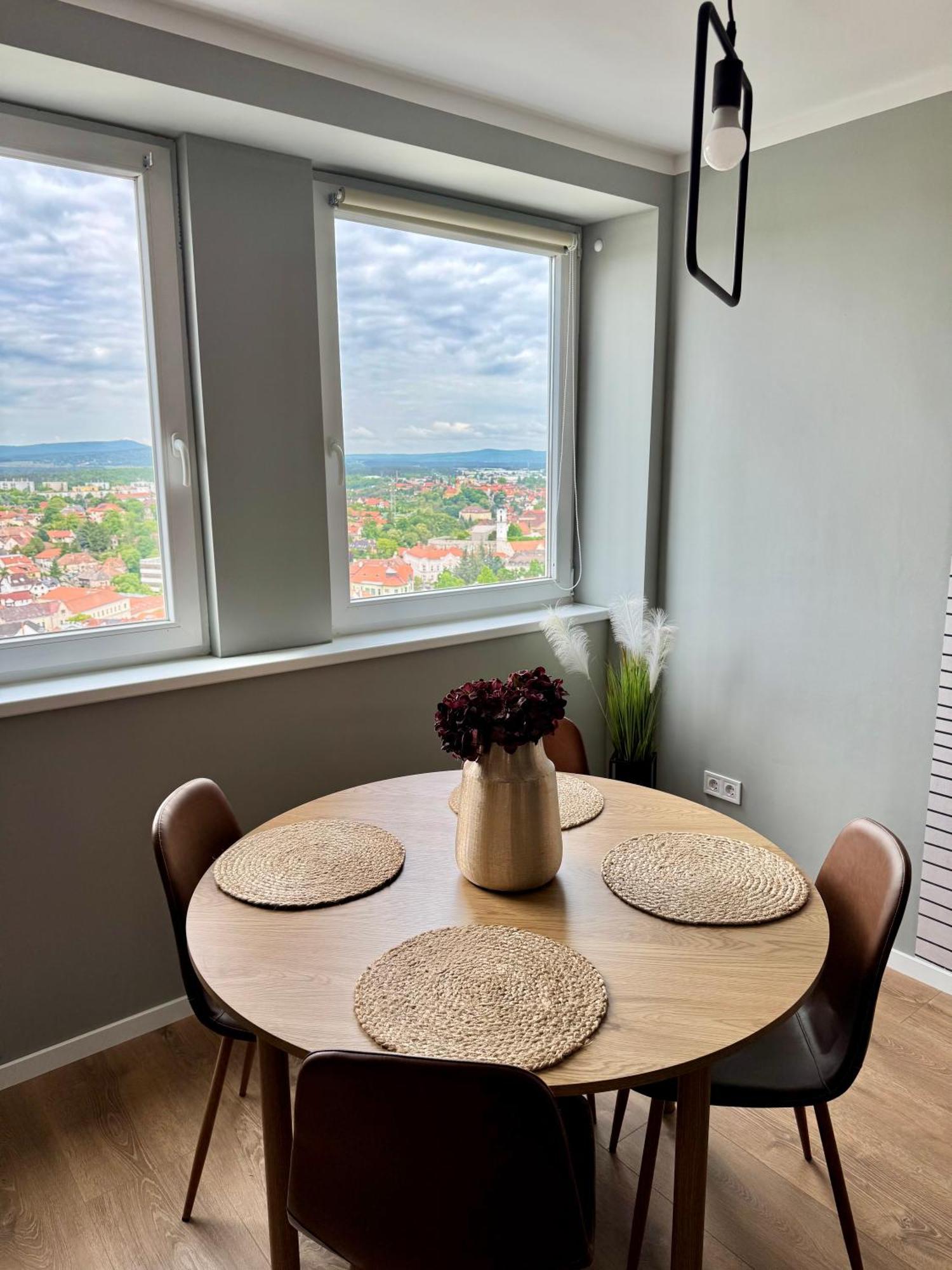 Panorama View Deluxe Apartment ヴェスプレーム エクステリア 写真